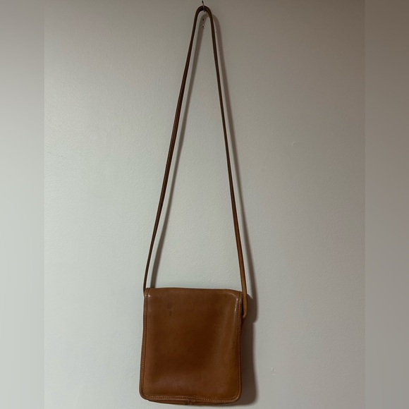 Coach 1990 Vintage Companion Flap Crossbody Bag - Picture 12 of 14